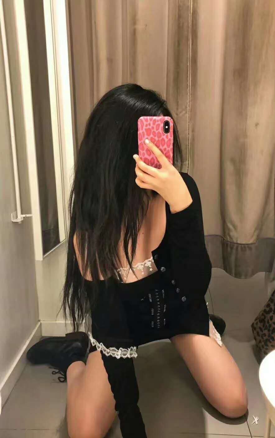 甜美性感小妹，求深圳地区大方金主哥哥 第2张