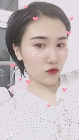 干净简单的小女子找有钱人 第1张