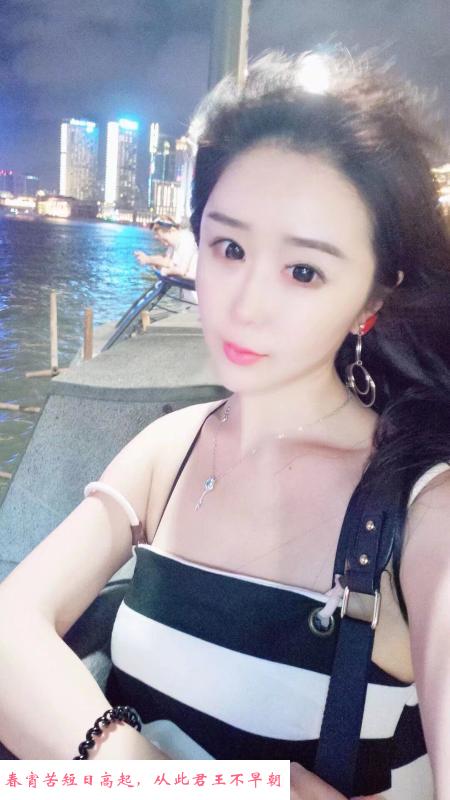 苗条腿长小姐姐 第1张