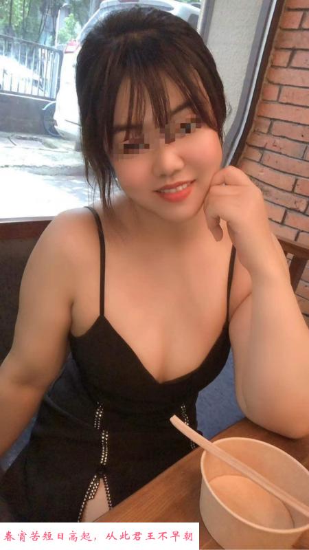 武汉本地大奶潮喷妹子 第1张