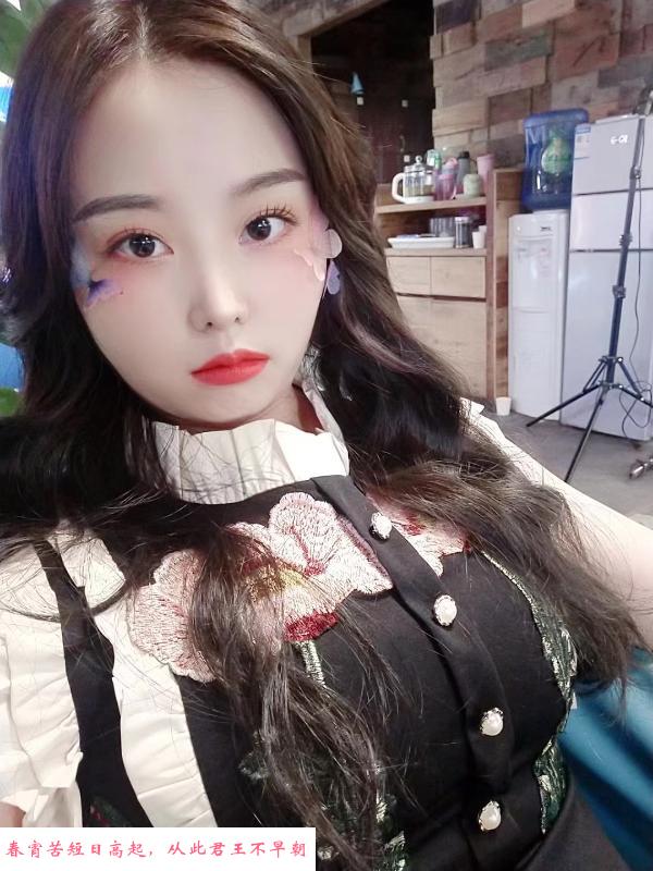 徐汇米婷 第1张