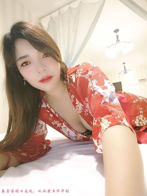 中南性感美女 第2张