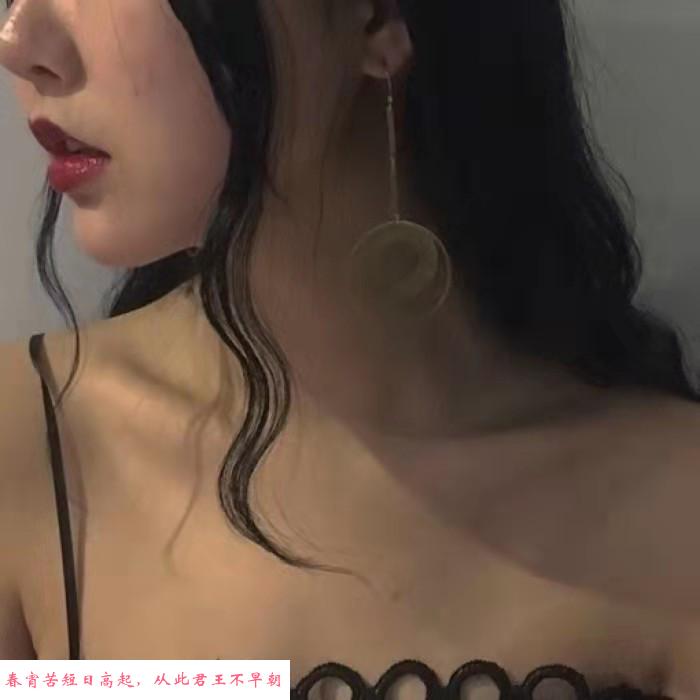泄火风骚熟女 第3张