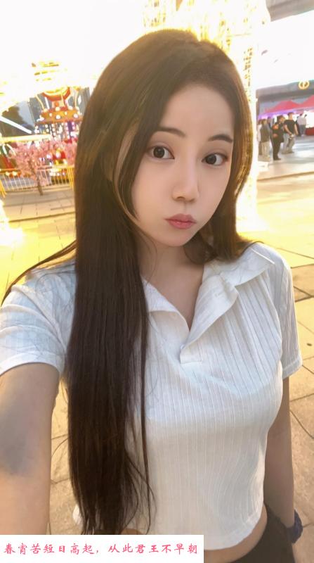 天河大胸戈雯 第1张