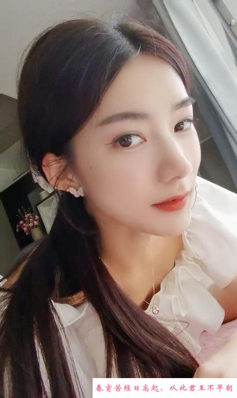 兼职美女芝芝 第3张