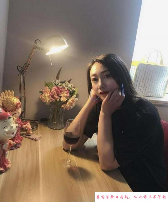 南山珊珊邻家妹 第1张