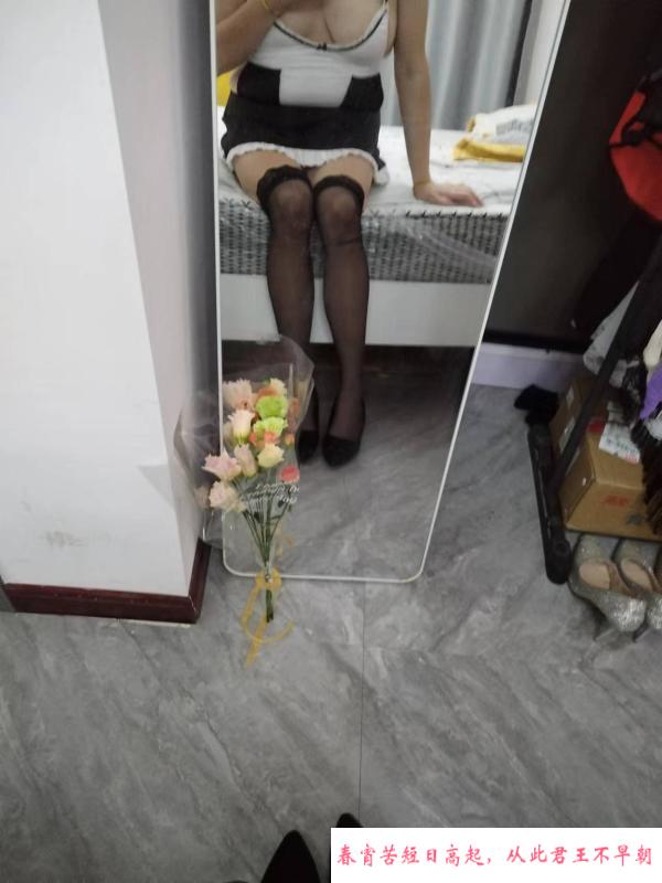 钟楼深喉技术型熟女 第1张