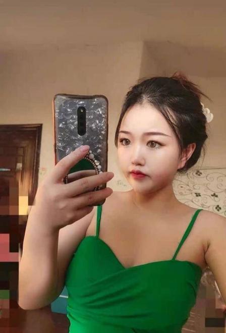 服务身材都非常完美的小妹 第1张
