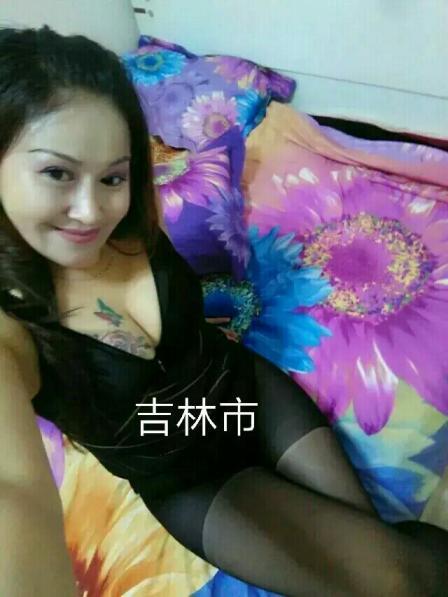 服务控熟女小嘴嘎嘎爽 第1张