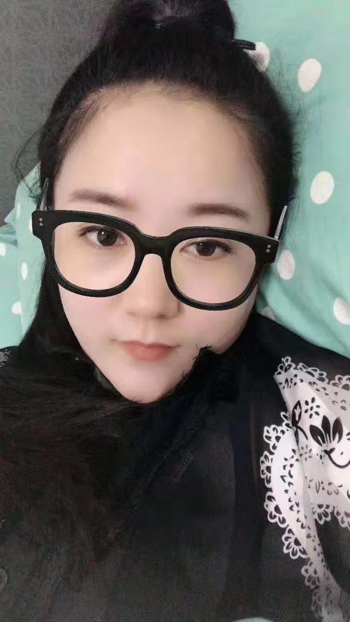 哈尔滨故乡大胸大长腿妹子 第1张