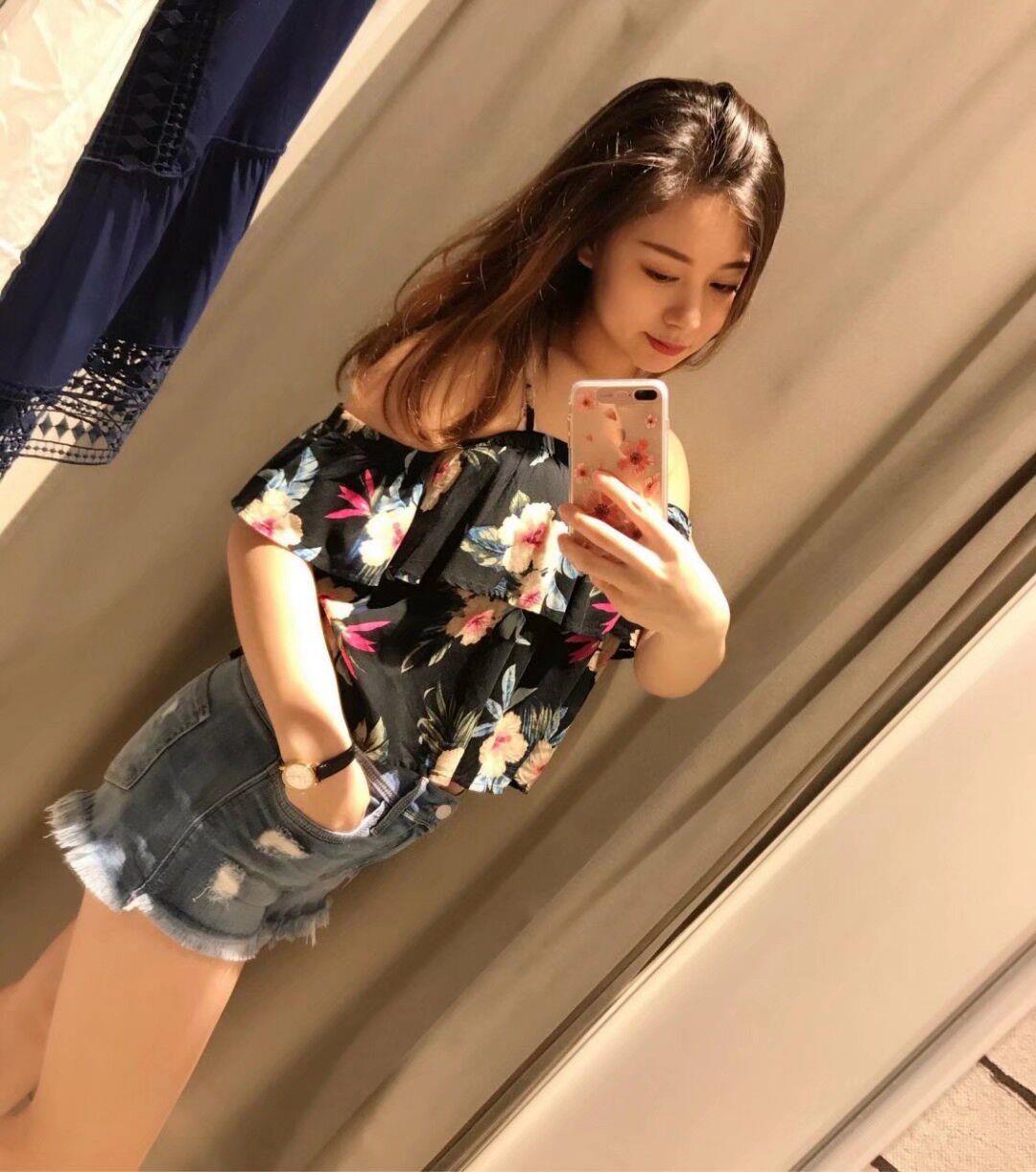 双流区冷美人依依，刚下海妙龄女神，身材皮肤超好， 第1张