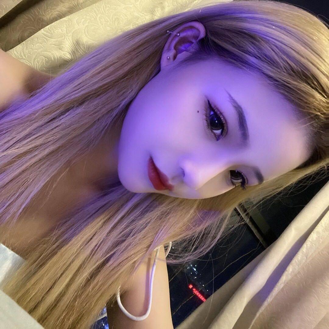 18岁DJ嫩妹（00后妹子） 第2张