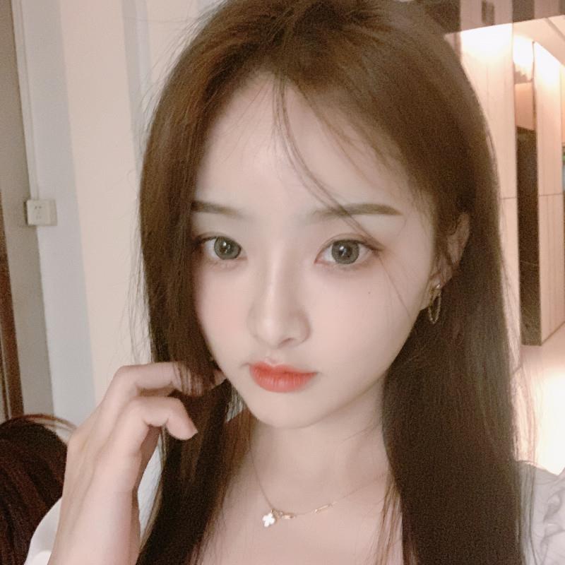 纯纯的柚子妞 第1张
