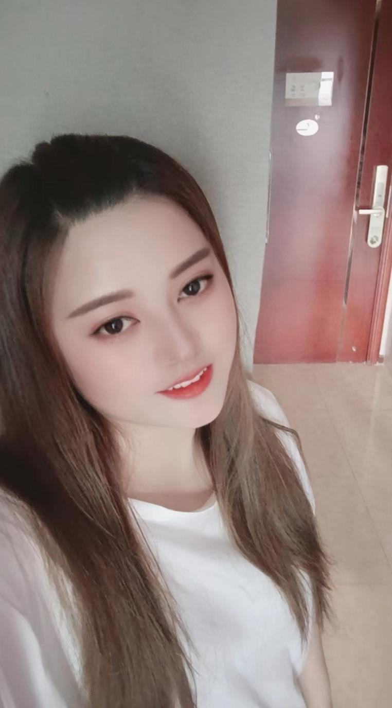 服务周到的兮兮 第1张