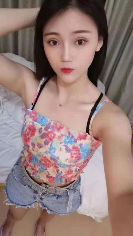 一线天欣欣 第2张
