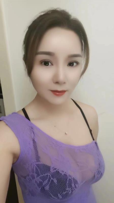 冒死偷拍骚妇风风 第2张