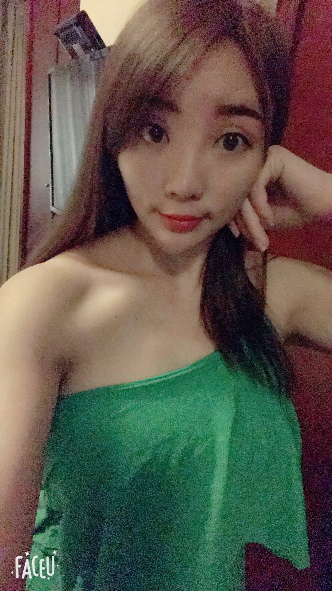 白云服务还可以的妹子 第1张