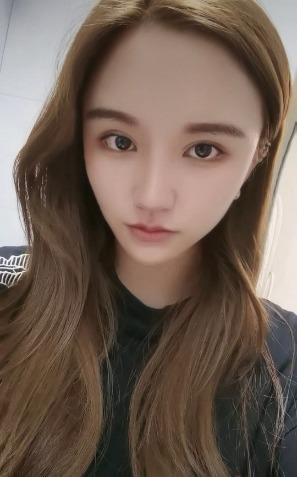 龙华廋妹子,该大还是挺大,很爽 第1张